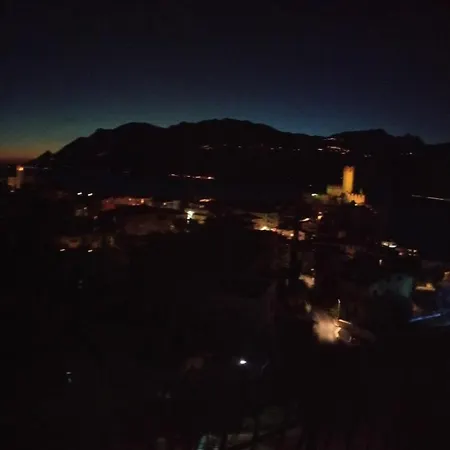 Unique views -Casa di SaskiaCharlotteJunker Malcesine